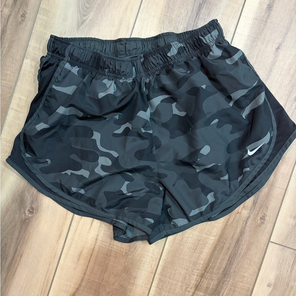 Nike Women’s Black & Gray Camo Athletic Shorts